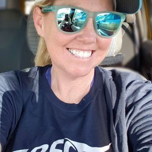 Meet your Posher, Angela